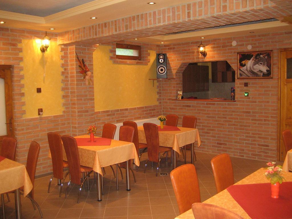 Pensiunea Colt Alb Băile Homorod Exteriér fotografie