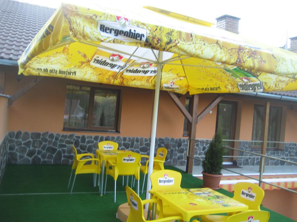 Pensiunea Colt Alb Băile Homorod Exteriér fotografie