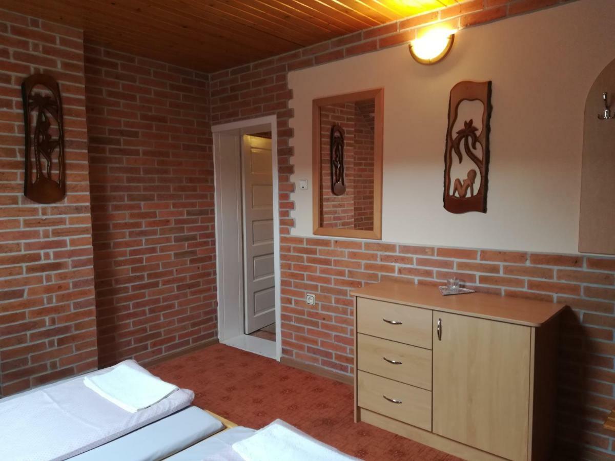 Pensiunea Colt Alb Băile Homorod Exteriér fotografie