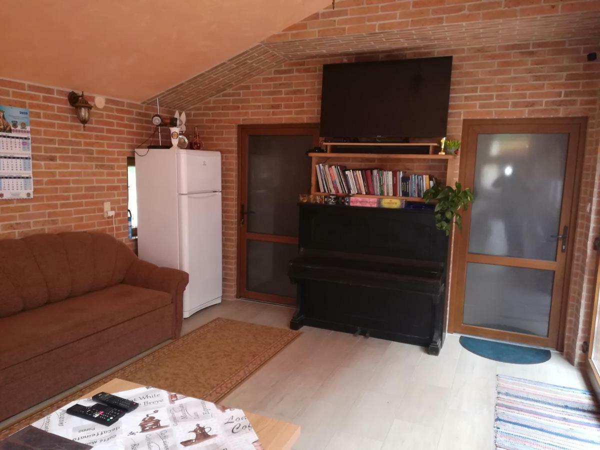 Pensiunea Colt Alb Băile Homorod Exteriér fotografie