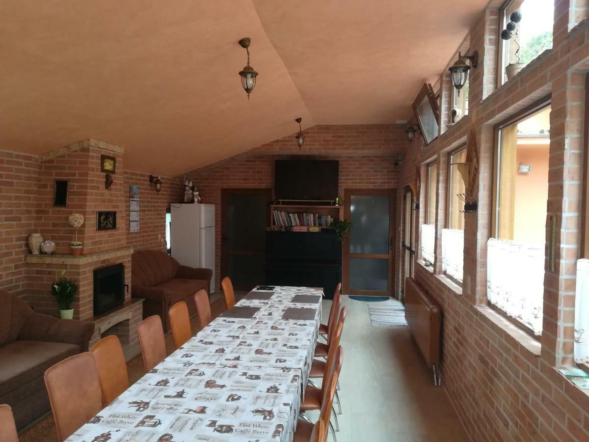 Pensiunea Colt Alb Băile Homorod Exteriér fotografie